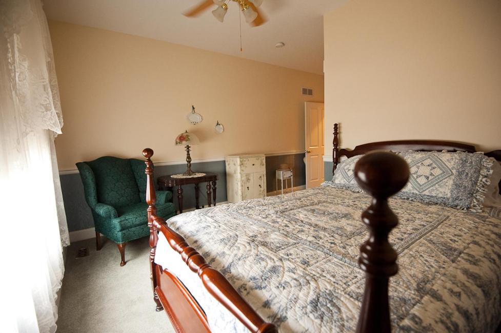 Victorian Veranda Country Inn Lawrence Zimmer foto